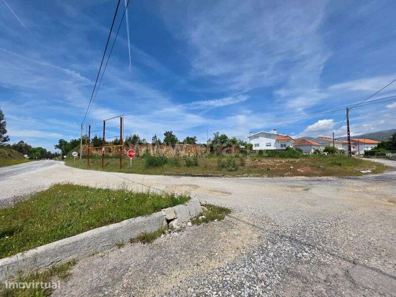Lote / Seia, Torrozelo e Folhadosa - Grande imagem: 4/5