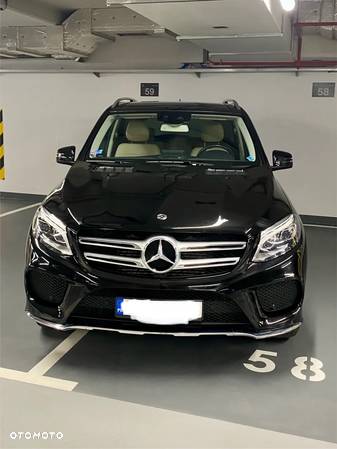 Mercedes-Benz GLE 350 d 4-Matic - 4