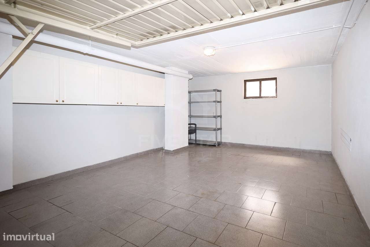 Apartamento T2 - Renovado - Pronto a Habitar - Cascais-41