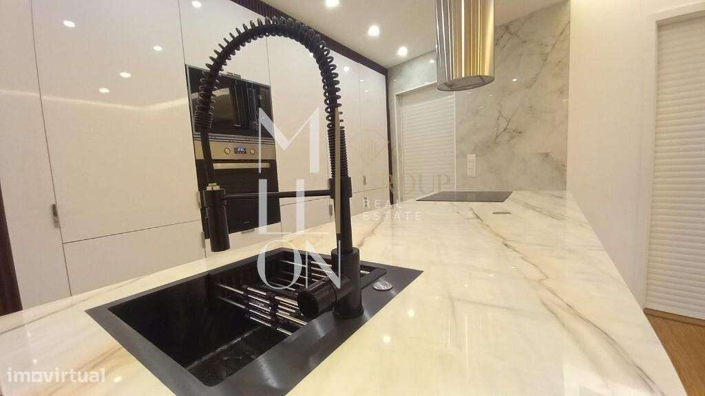 Apartamento T2+1 com Terraço | A 50 metros da Praia – Póvoa de Varzim - Grande imagem: 3/19