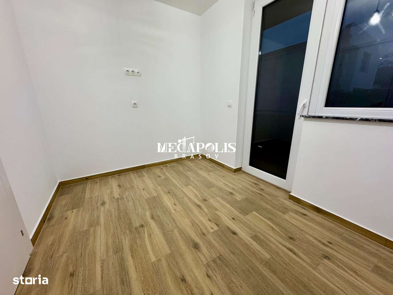 Garsonieră de Vânzare | Parcare | 42 mp | Tractorul-14