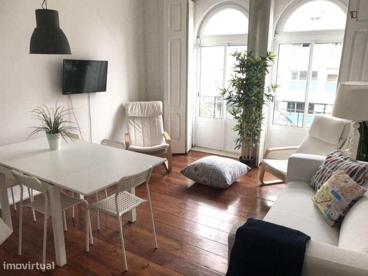 Quarto - localizado em Arroios Lisbon - Grande imagem: 2/18