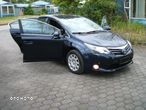 Toyota Avensis 1.6 - 20