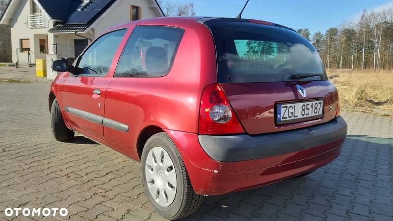 Renault Clio 1.2 16V 75 Expression - 21