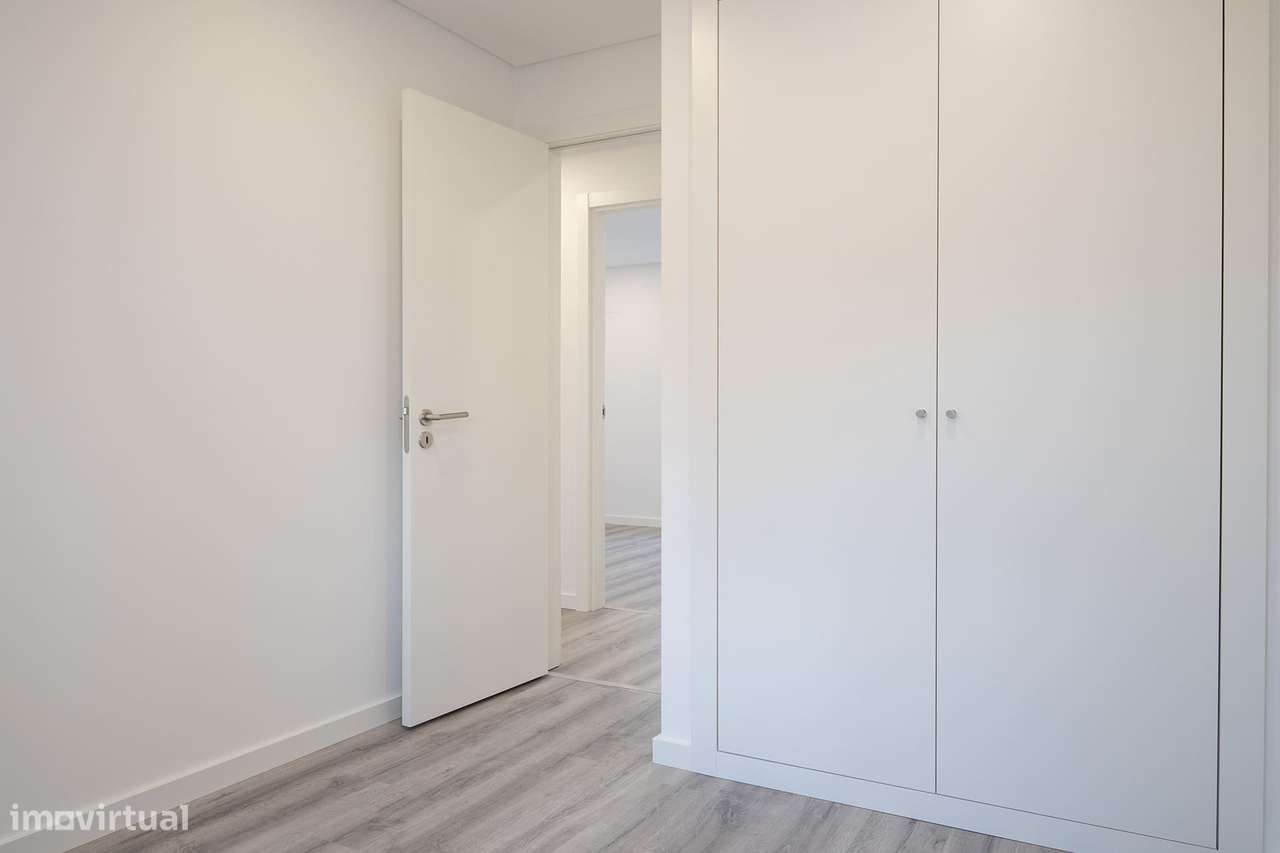 T3 Suíte. Remodelado. Varanda-16