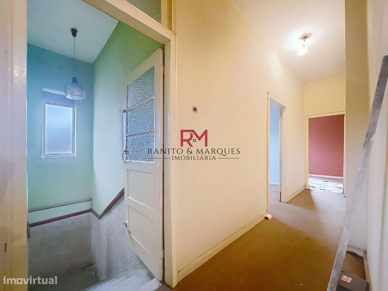 MORADIA T5 COM ESPAÇO COMERCIAL | CAMPO, VALONGO-13