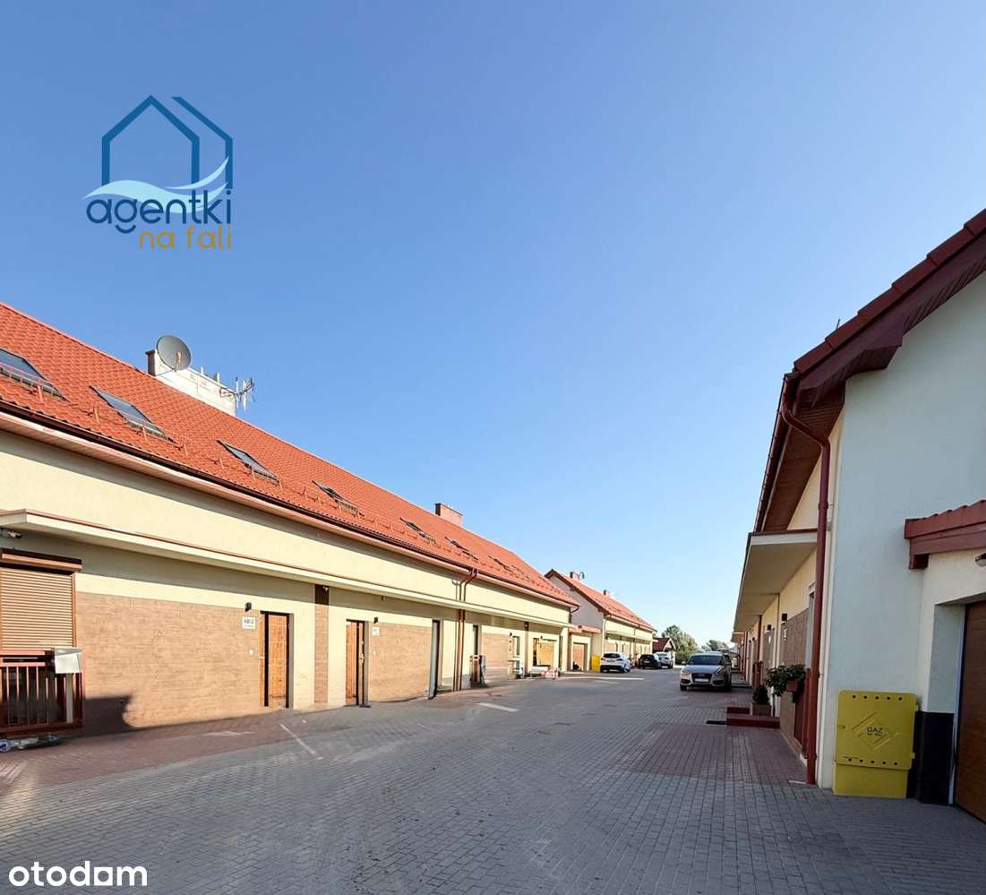 Rodzinny dom w zabudowie szeregowej z ogrodem .-1