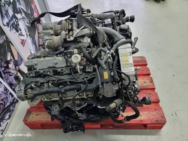 Motor BMW E70 X5 50i 4.4i 2011 de 408cv, ref N63B44A - 3