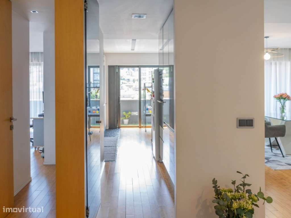 Excelente T3 c/ Garagem Fechada em Celeirós - Braga-10