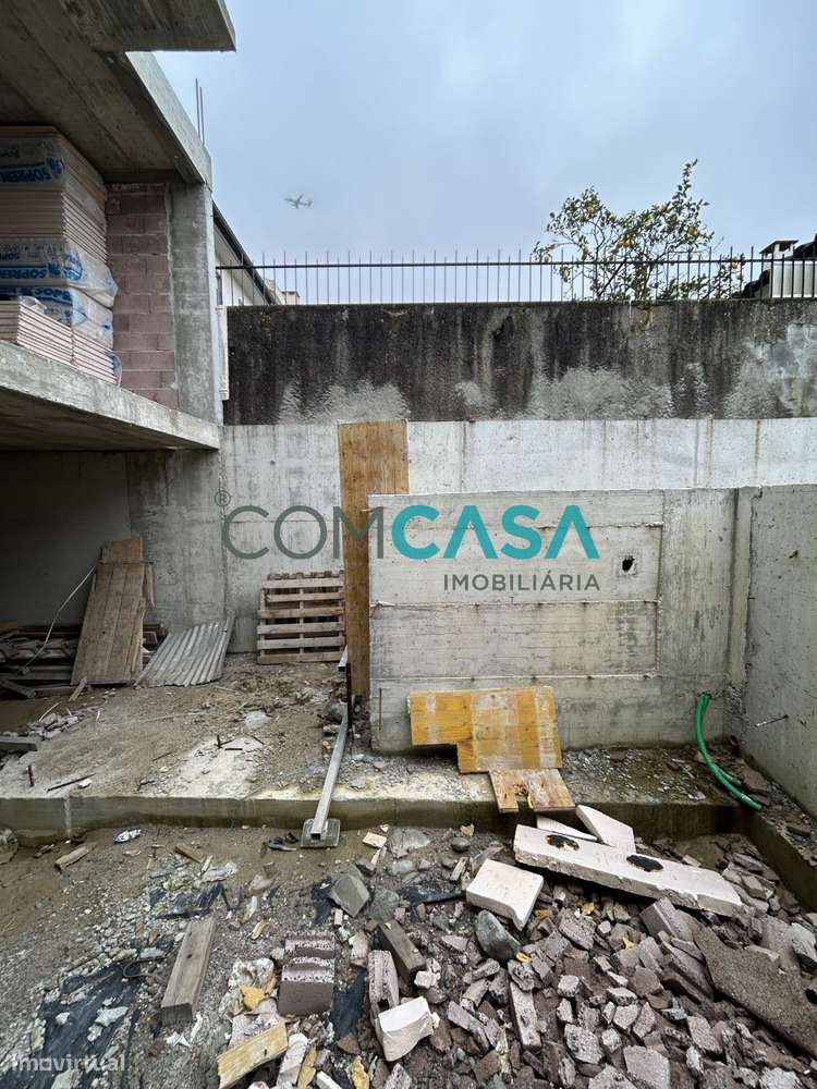 Moradia | V3 suites | piscina descoberta e ginasio | Porto-2