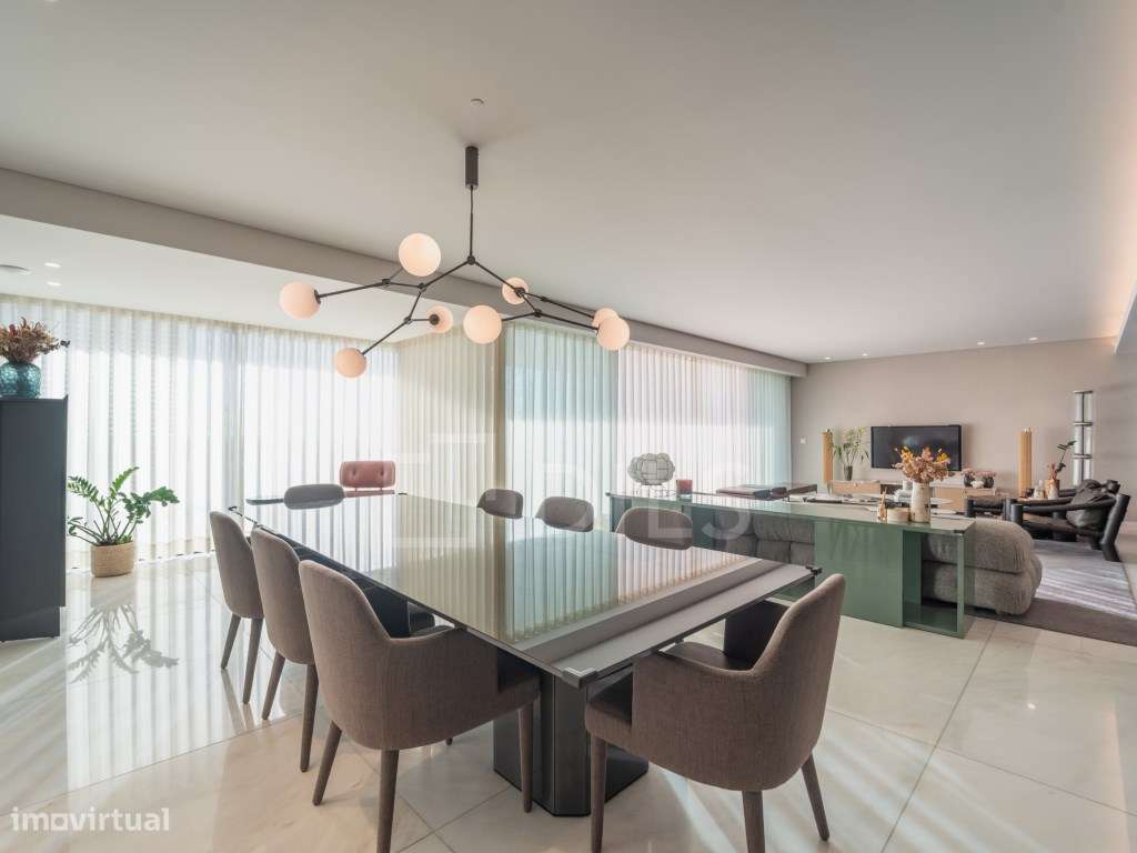 Apartamento T3 com vistas de rio e mar, na Foz do Douro - Grande imagem: 4/60