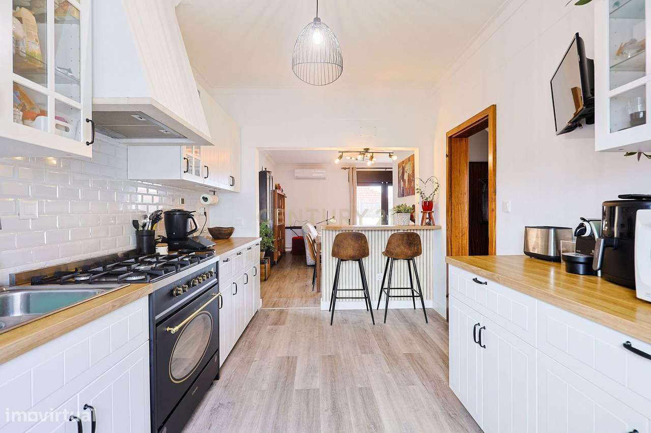 Moradia, 153 m², Charneca de Caparica e Sobreda - Grande imagem: 3/54