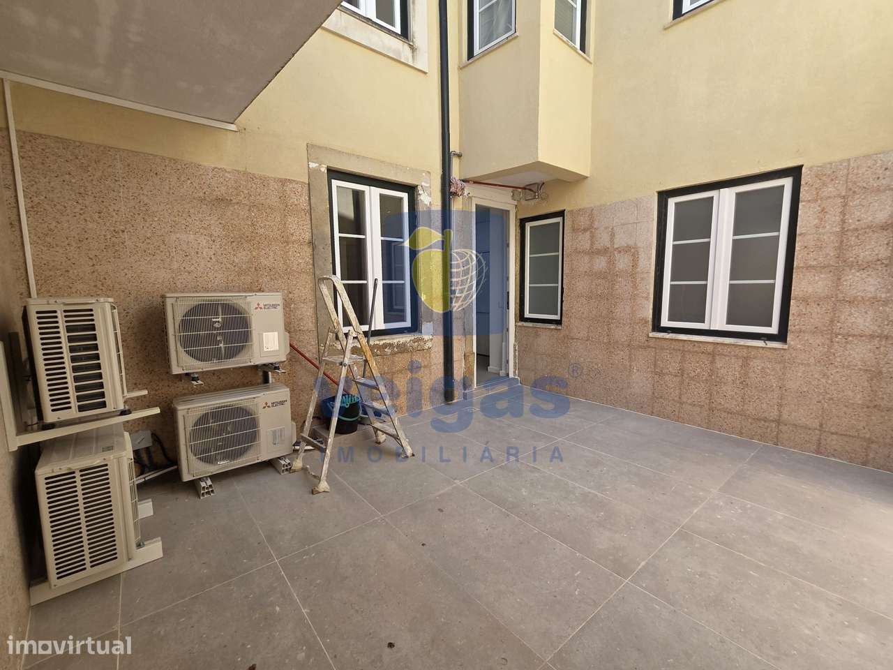 Apartamento T2 na Misericórdia-53