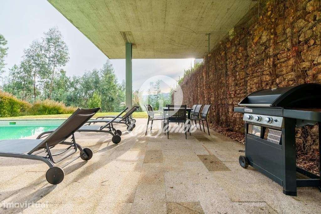 Moradia individual T3 nova com piscina, 1.219m2 em Ponte de Lima - Grande imagem: 3/32