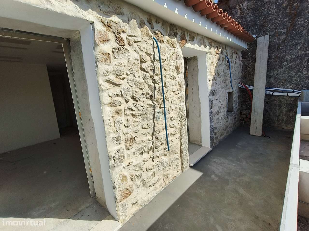 Moradia T3  junto a Condeixa-17