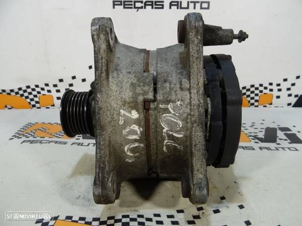 Alternador Volkswagen Polo (6N2)  037 903 025 L / 037903025L / 0124315 - 7