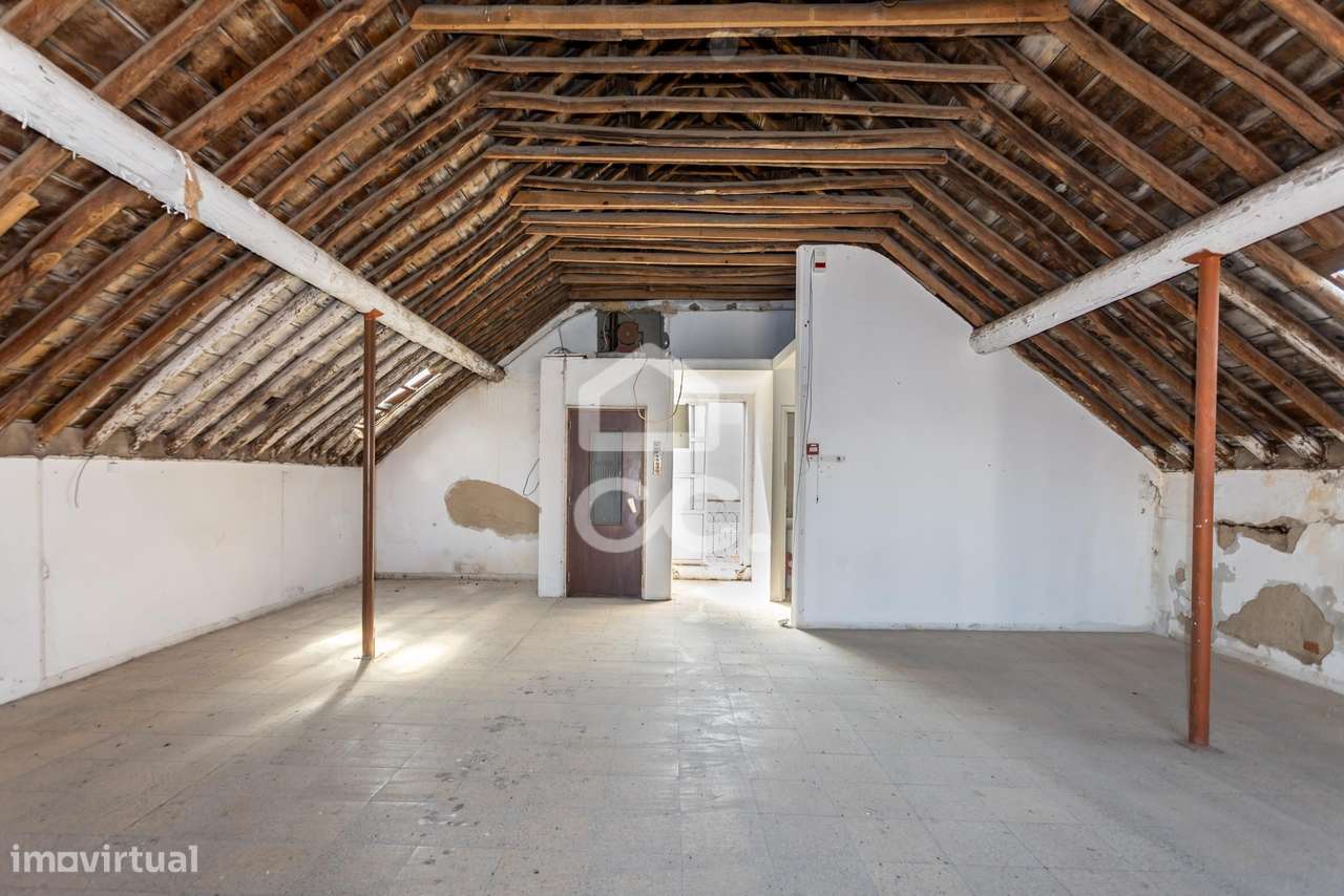 Prédio em Centro Histórico para investimento-23