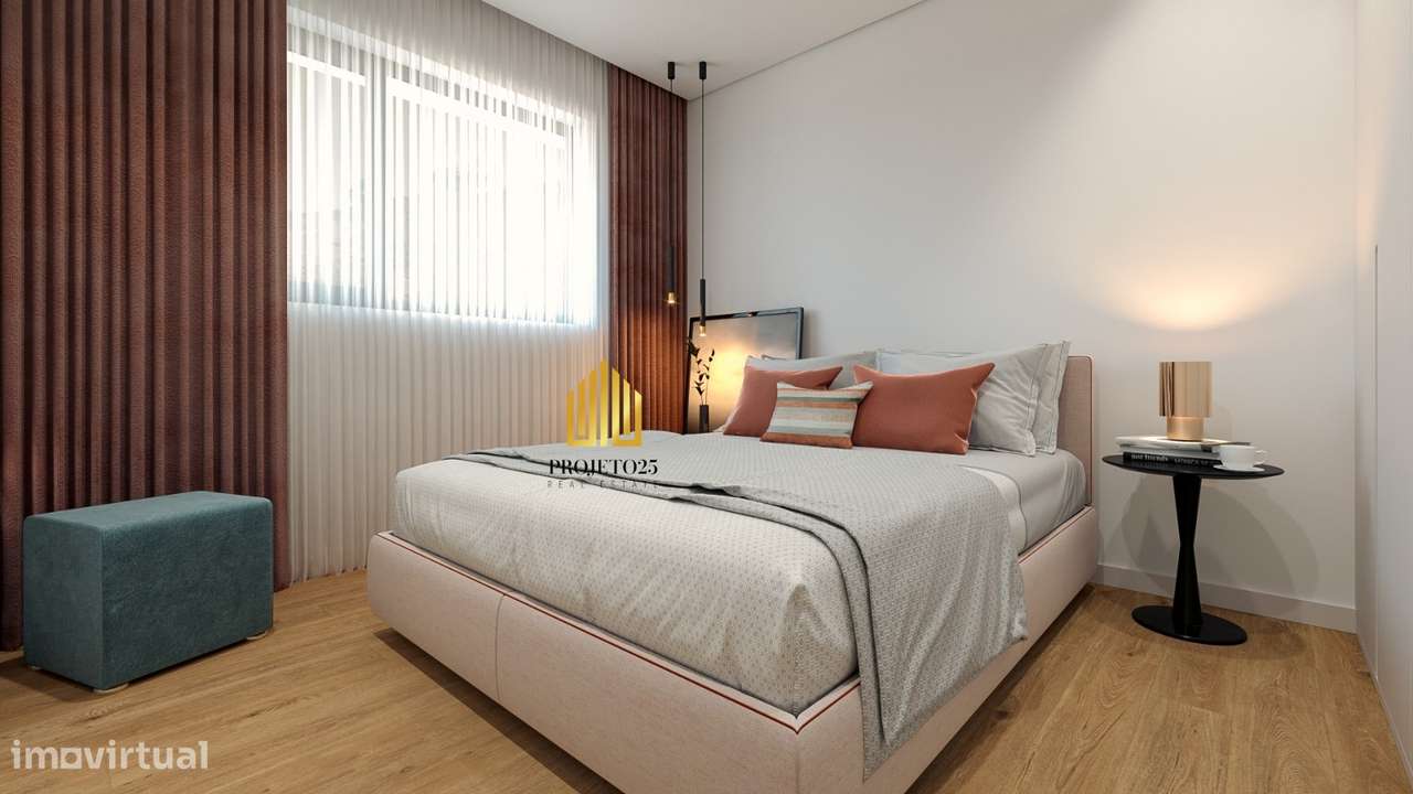 T3+1 NOVO em Condº Reservado com Jardim e Parque Infantil-11