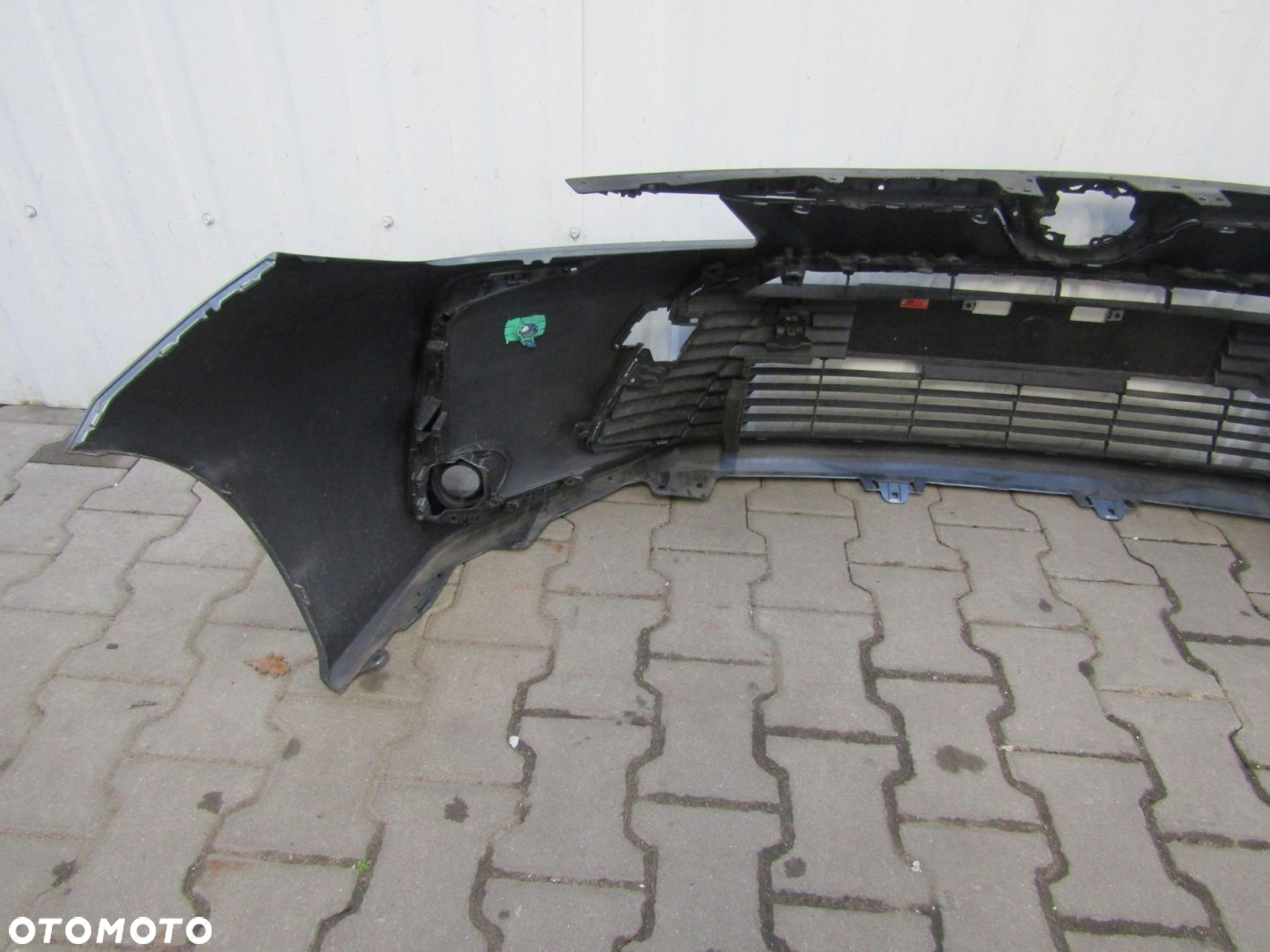 Zderzak przedni Toyota Corolla E21 XII Sedan 18- - 9