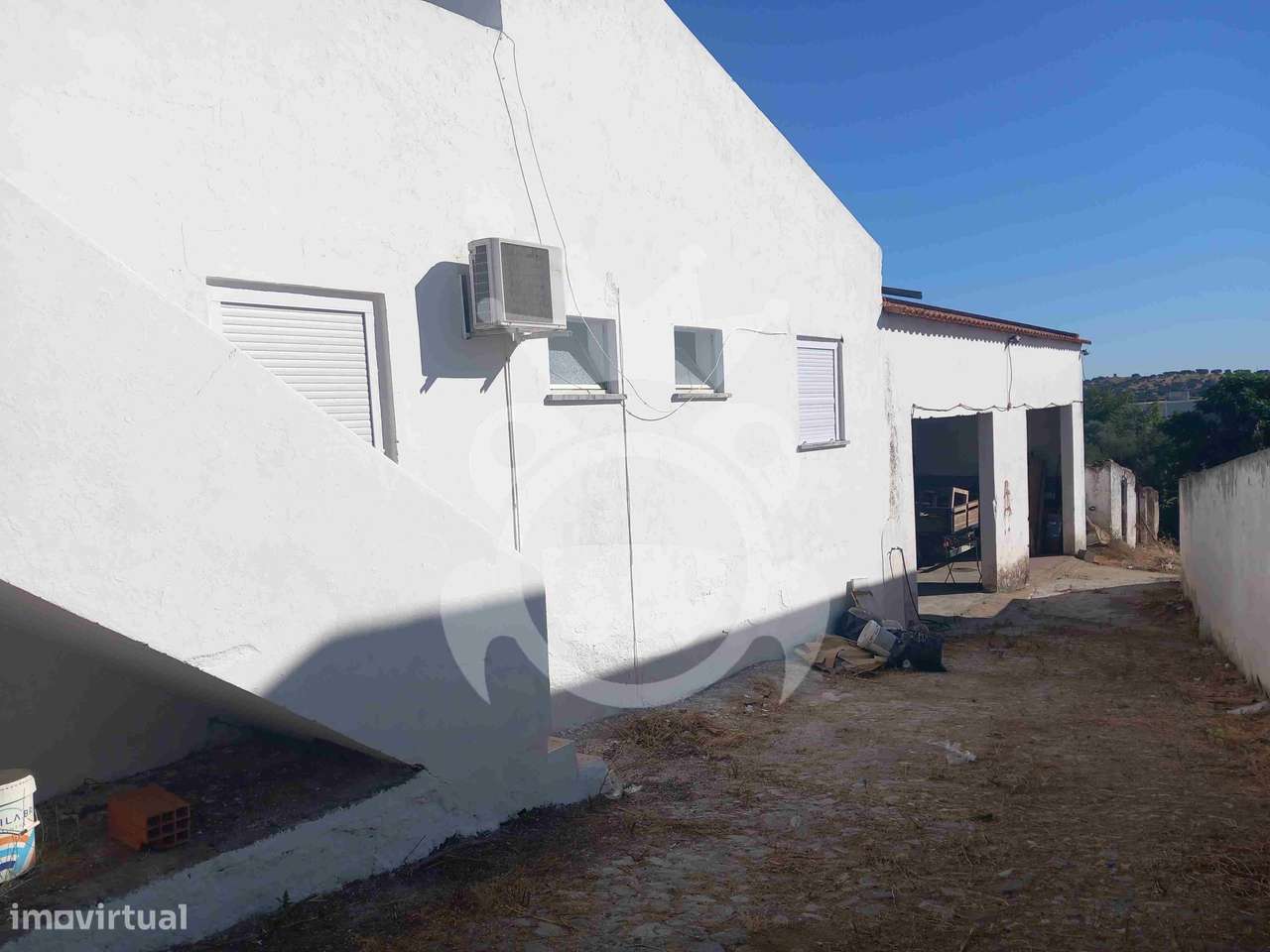 Moradia T4 com Terreno de 8.250m² - Serpa-17