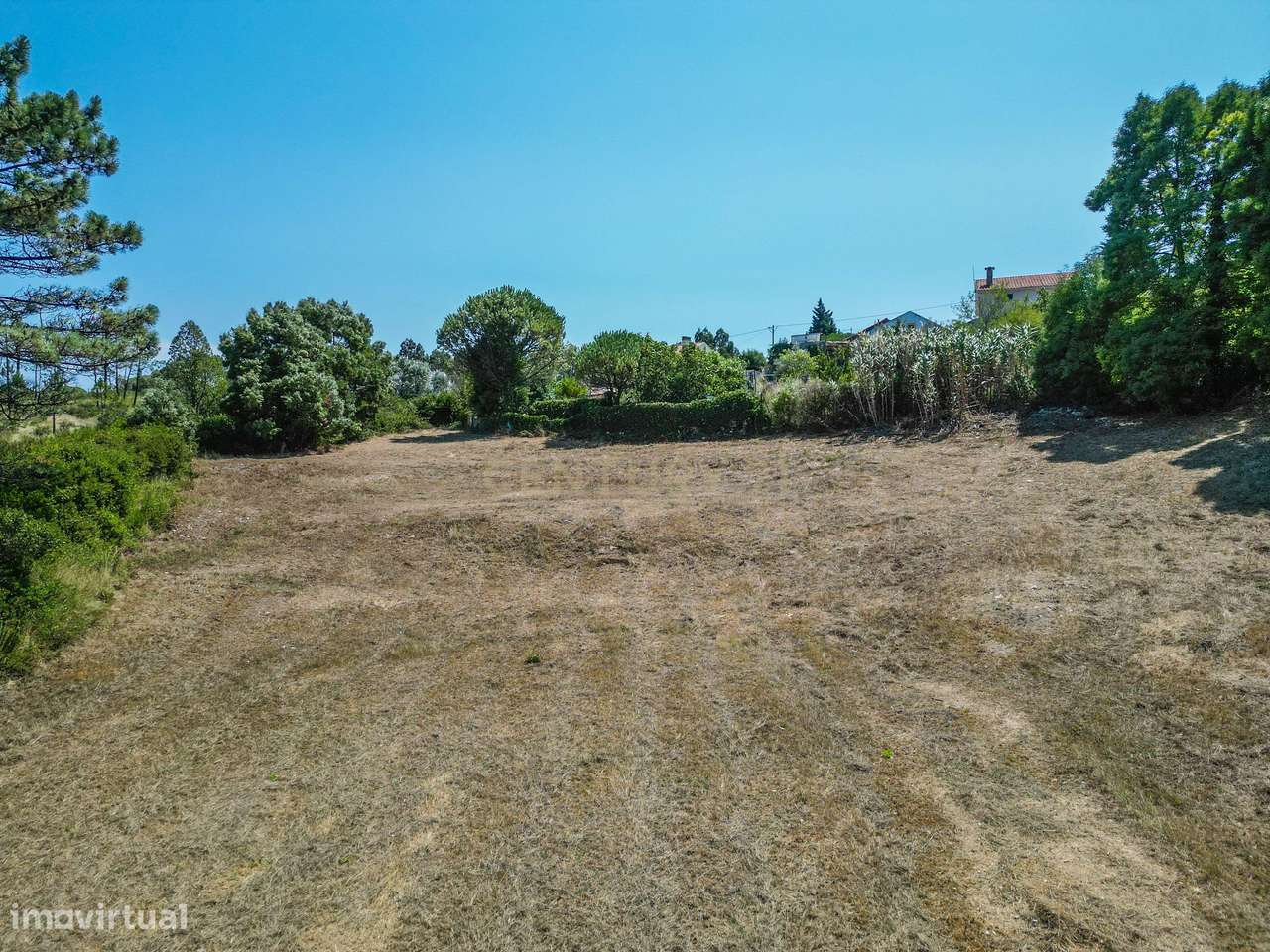 Terreno para habitação própria ou como investimento.-11