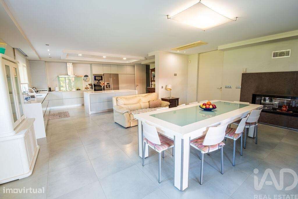 Casa / Villa T4 em Sá de 330,00 m2 - Grande imagem: 4/25