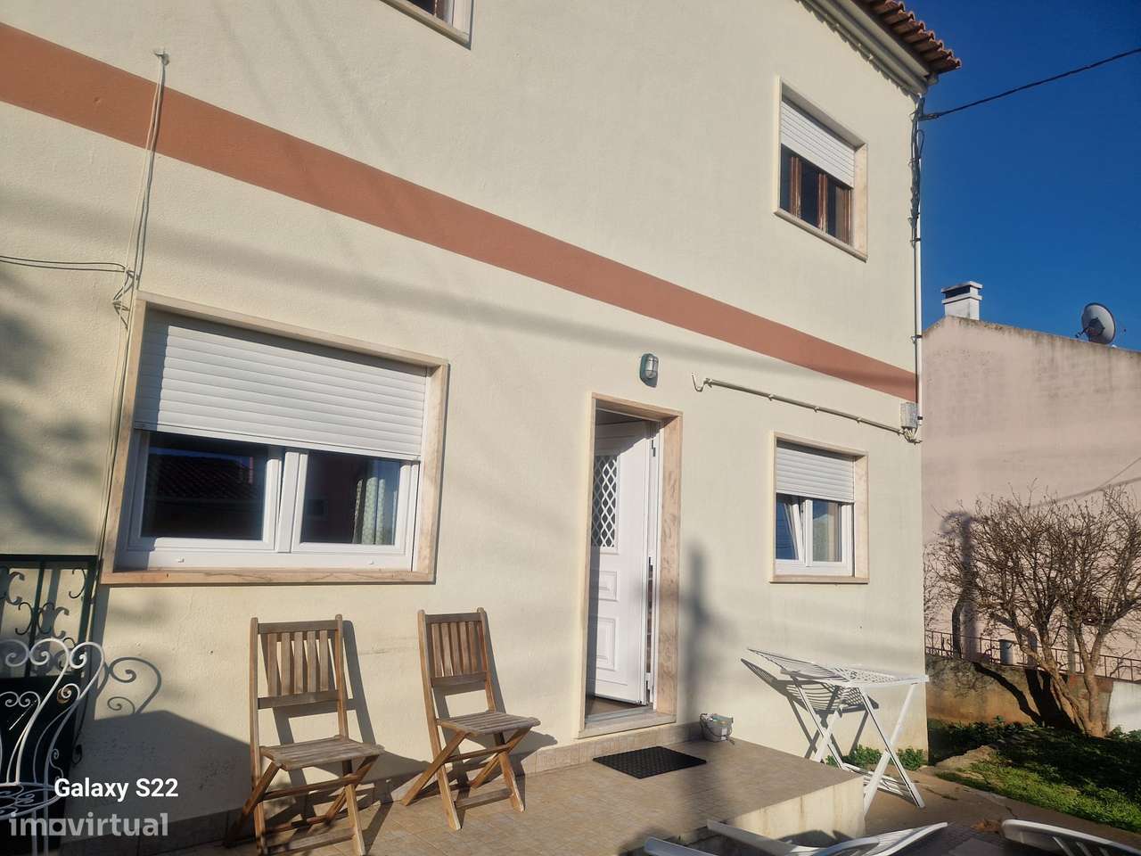 Moradia com 4 frações 2xT3 2 2x T2, terreno vista de rio e natureza-5