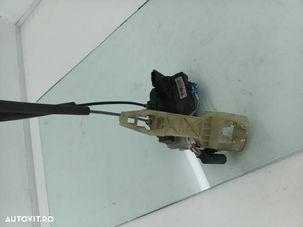 Broasca usa dreapta fata Hyundai I20 1.3i G4LA-5H 2012-2015  81320-1J020 - 3