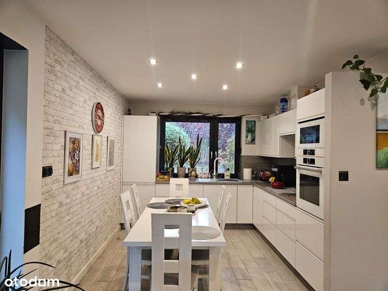 Dom nad jeziorem - Pełny obrazek: 4/12