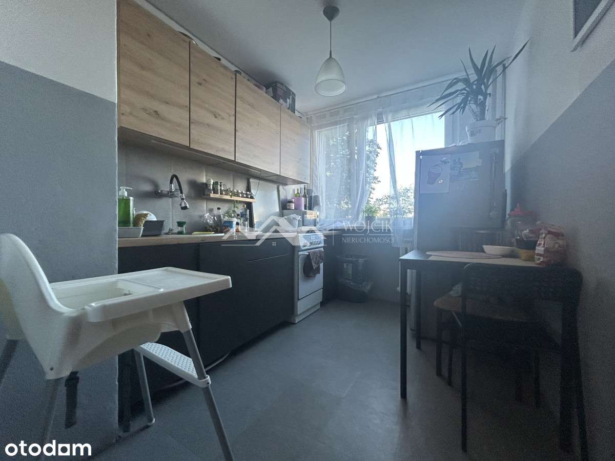 Dwustronne 2 pok balkon osobna kuchnia z oknem Gaj-11