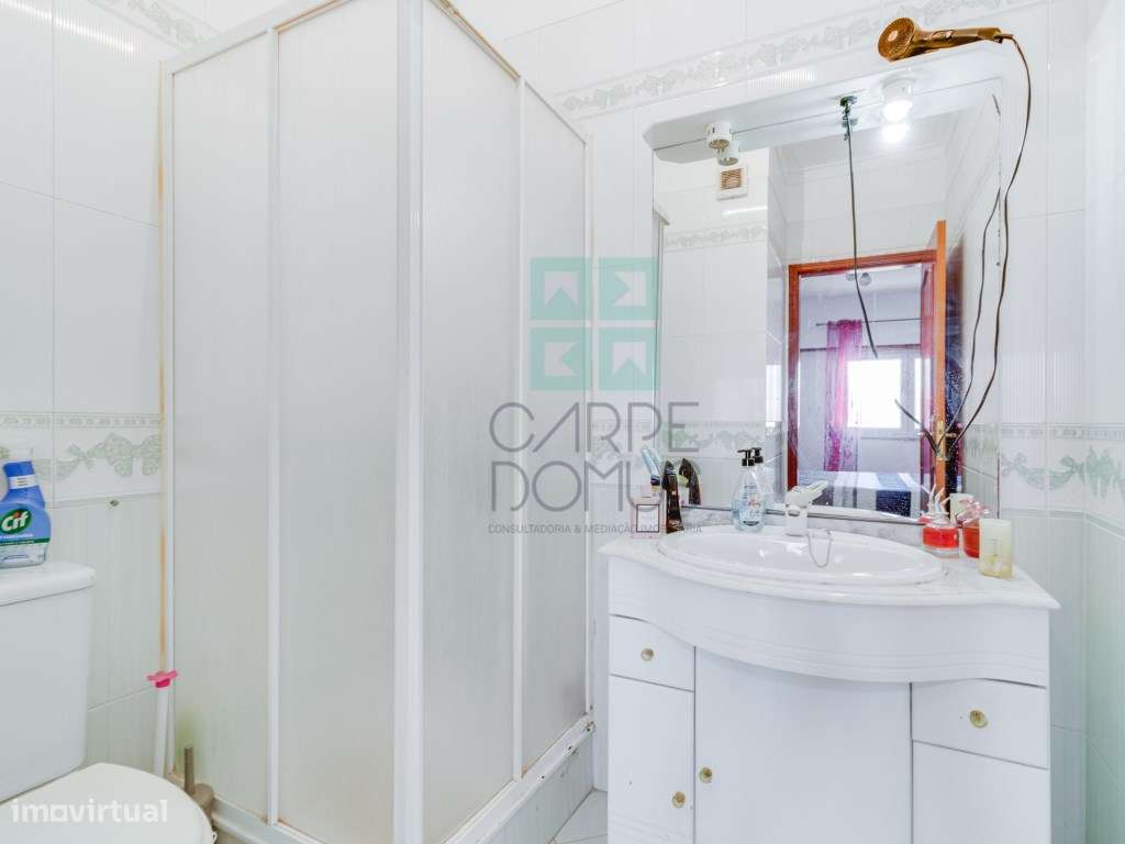 Apartamento T2 em Santa Iria da Azóia-11