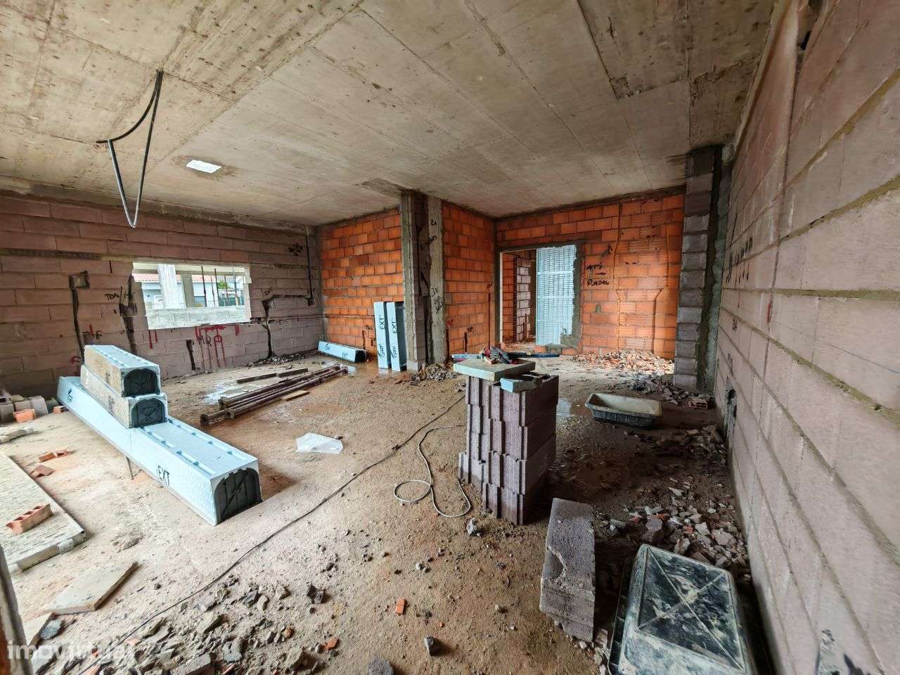 Moradia Térrea V3+1! Piscina - Grande imagem: 2/7