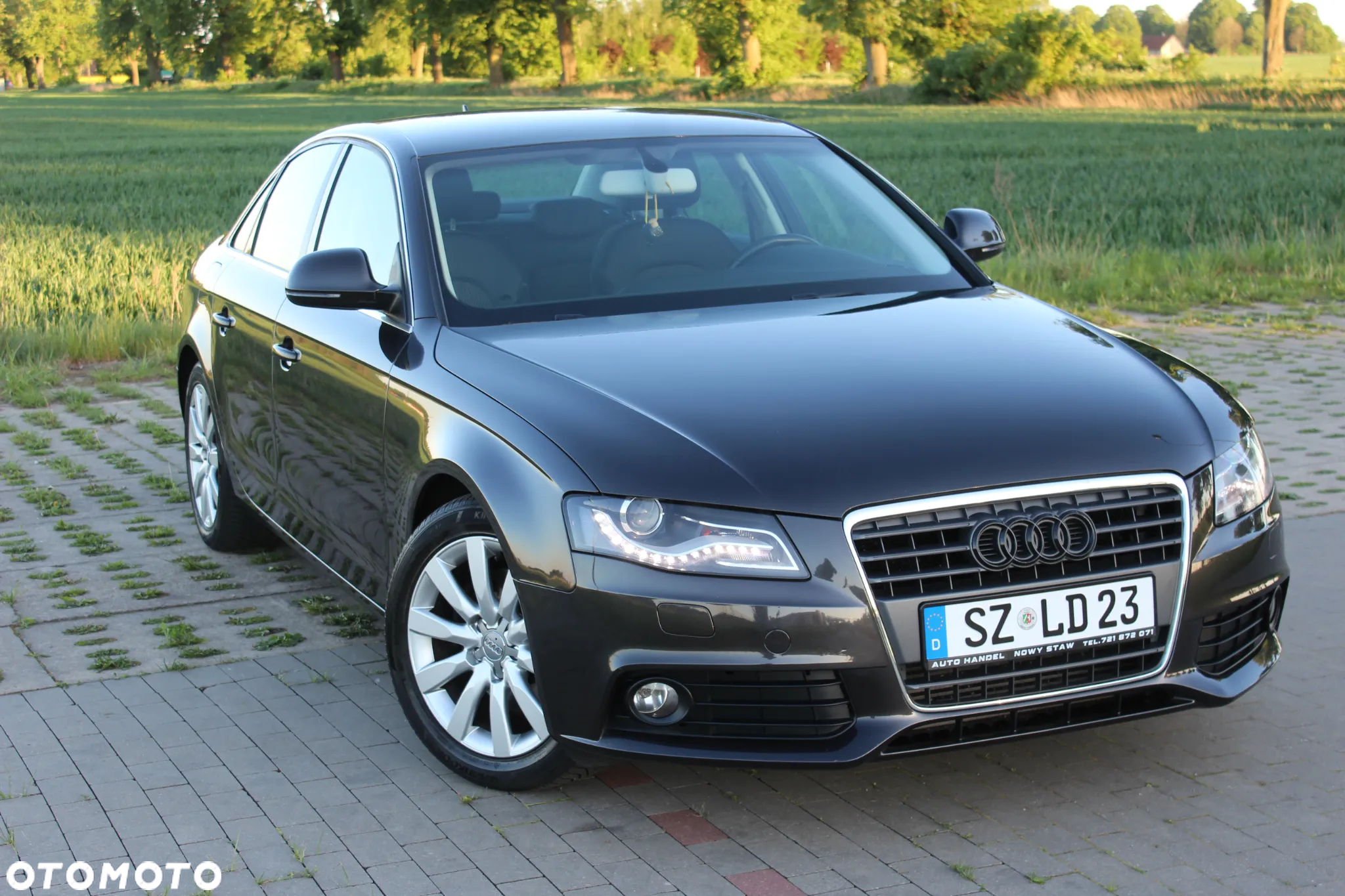 Audi A4 1.8 TFSI Attraction - 2