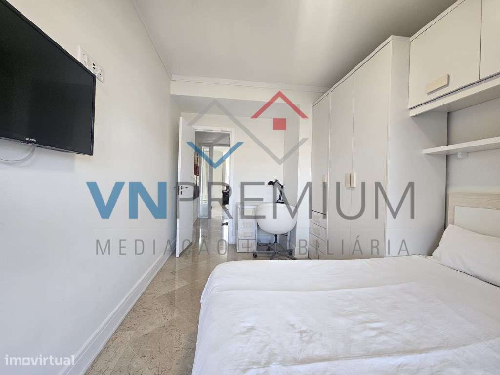 Excelente apartamento T4 em frente ao Casino do Estoril-30