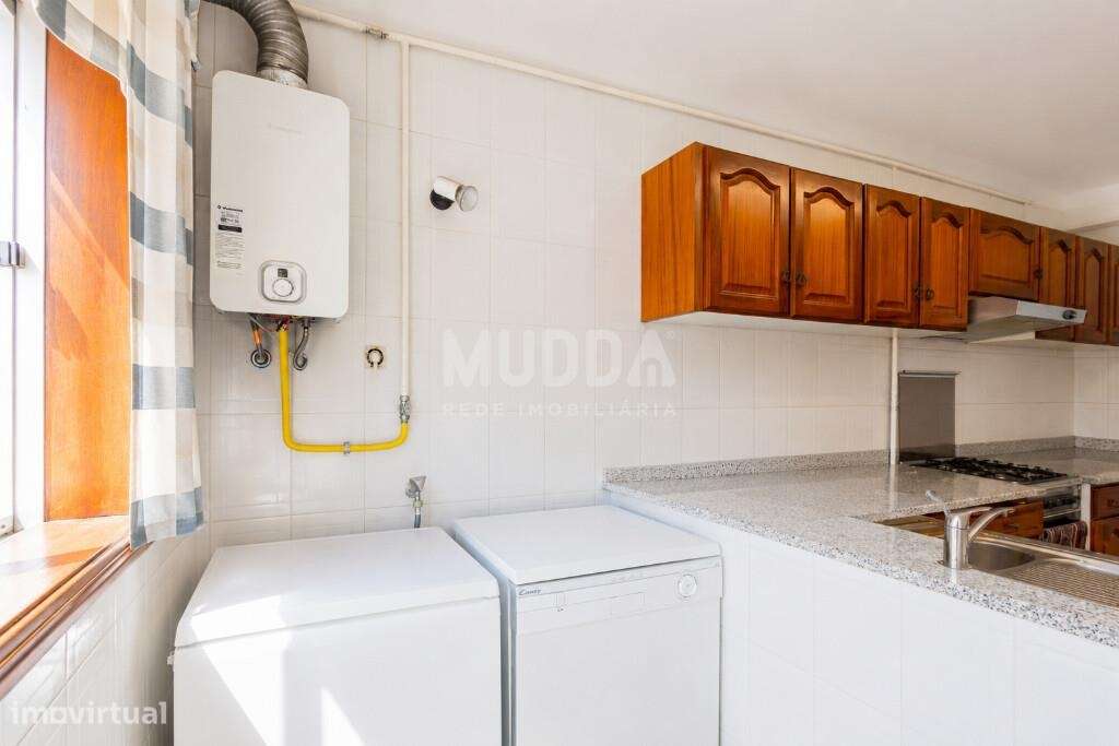 Apartamento T3 Duplex no coração de Estarreja – conforto, espaço e loc-22