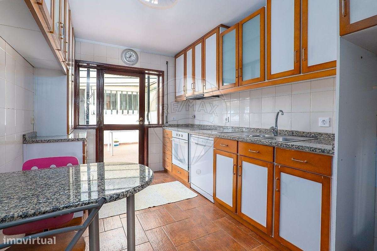 MORADIA T3 - SENHORA DA HORA, MATOSINHOS - Grande imagem: 5/21