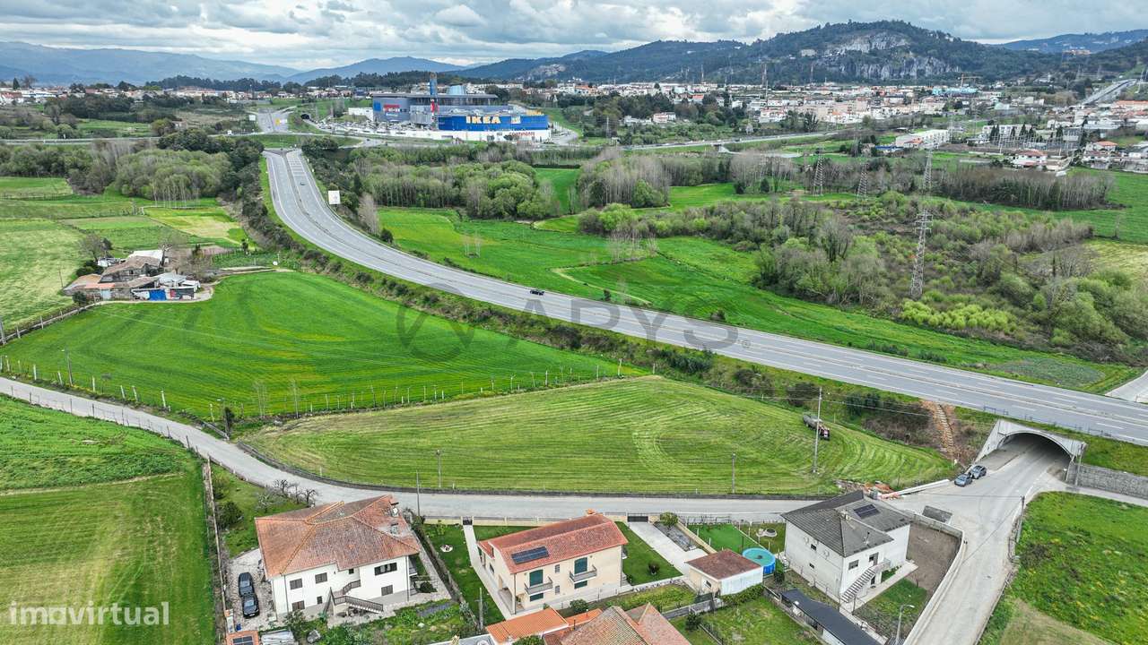 Terreno na rua de Entre-Portas, Dume - Grande imagem: 2/24
