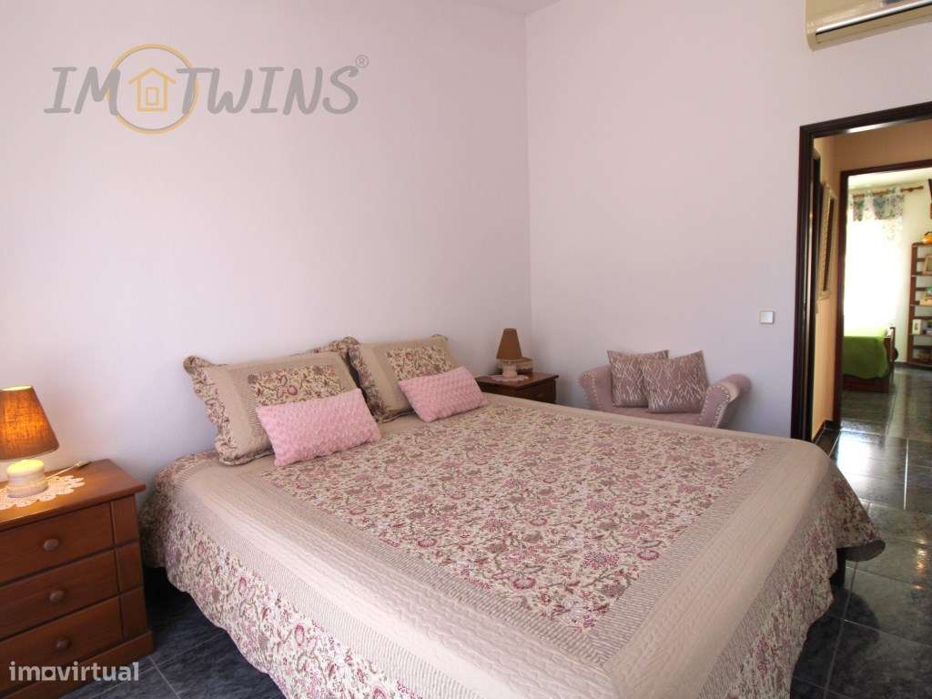 Moradia T4 em Lagos - Urbanização no Clinicato-16