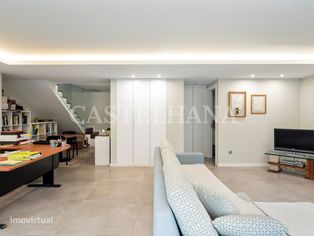 Moradia T3 com piscina, jardim e estacionamento privado em Carcavelos - Grande imagem: 3/32