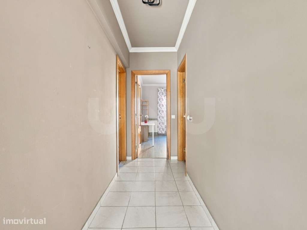 Apartamento T2+1, para venda, em São Pedro da Cadeira, no eixo Eric...-13