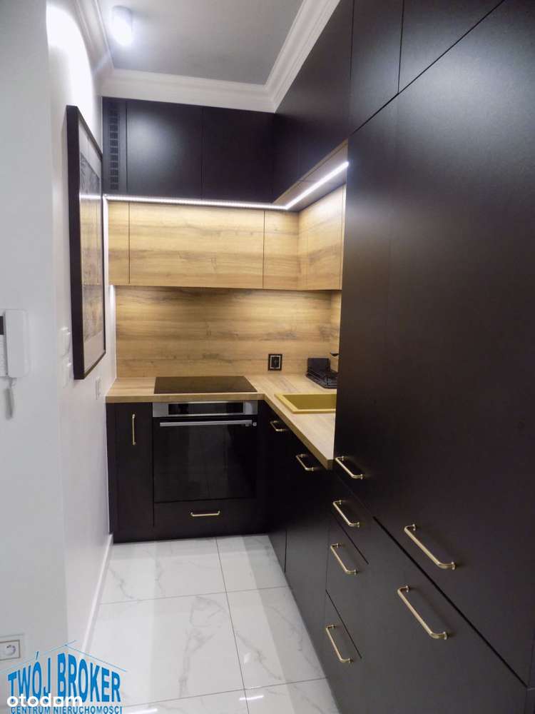 Mieszkanie na sprzedaż-0