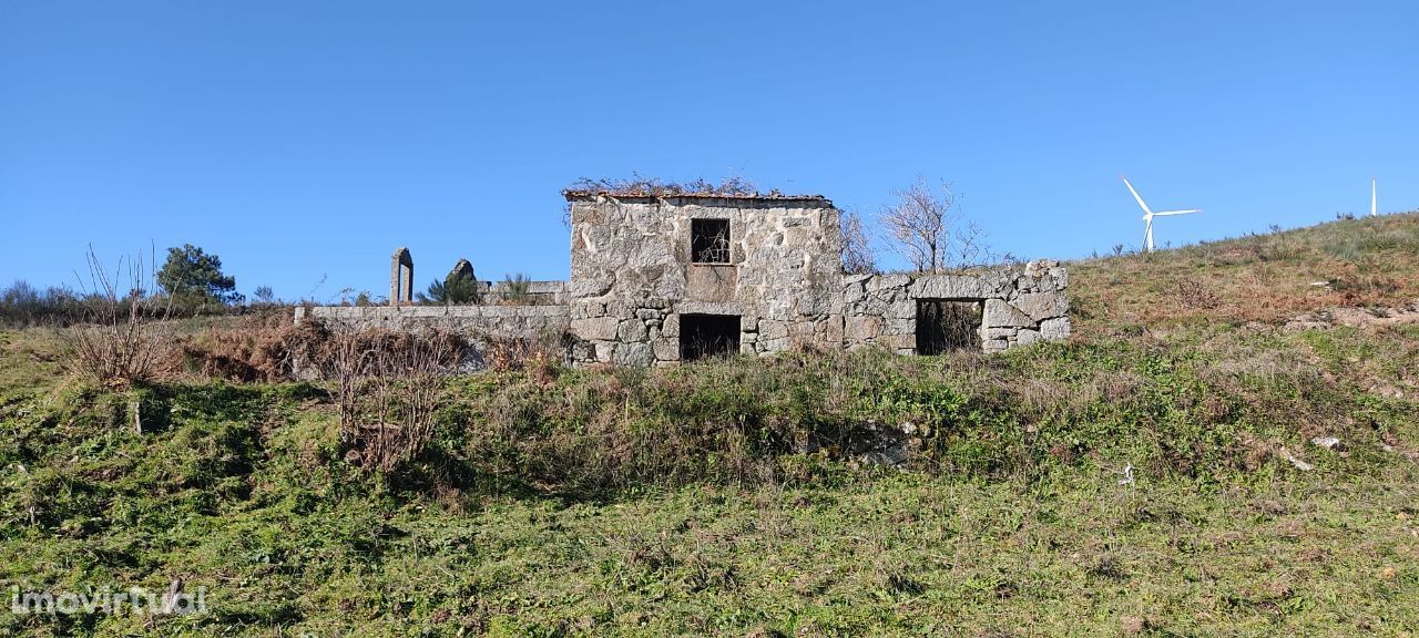 Quinta em Gestaçô, Baião.