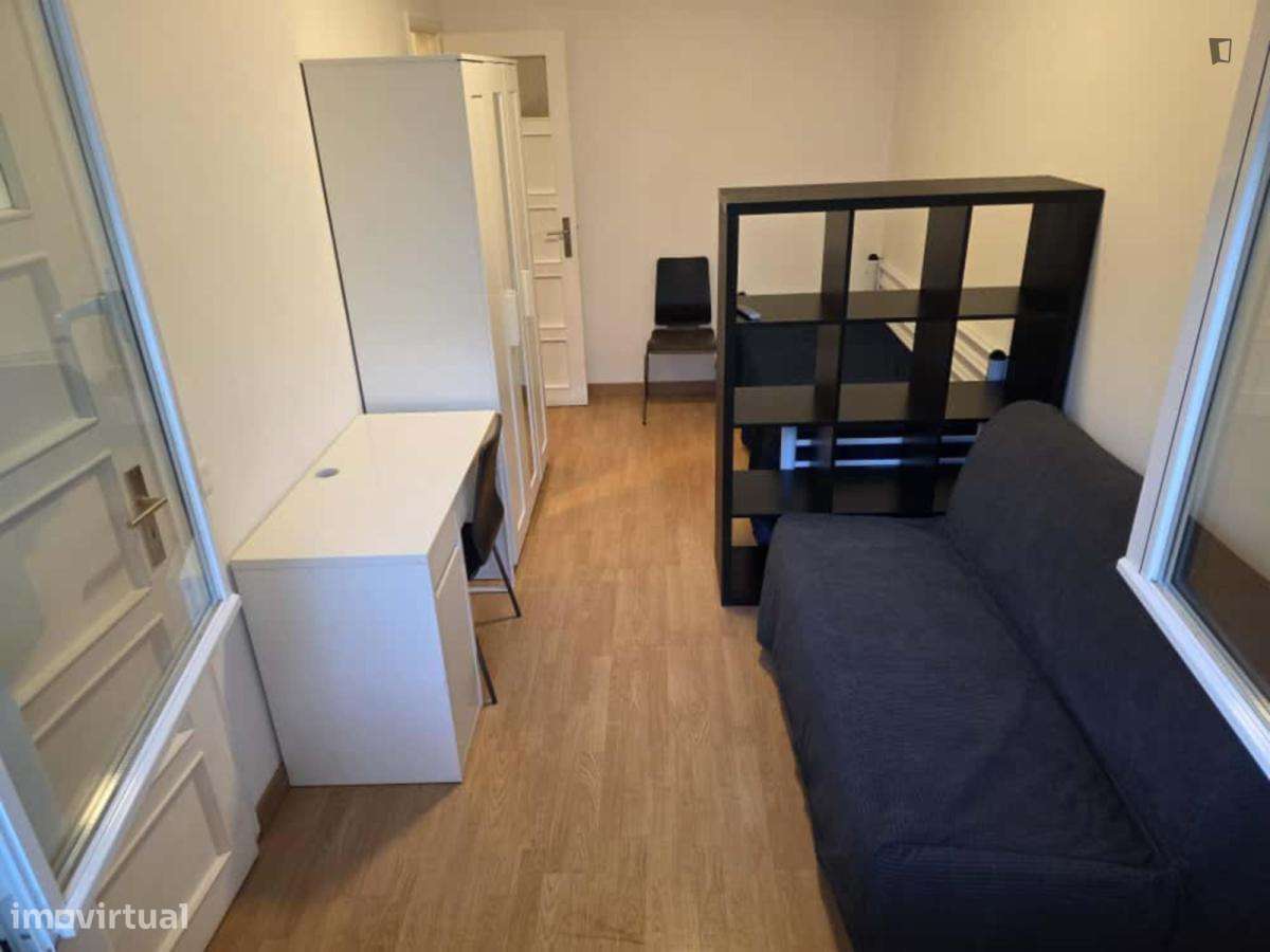 Apartamento com 1 quartos - localizado em Entrecampos Lisbon - Grande imagem: 4/7
