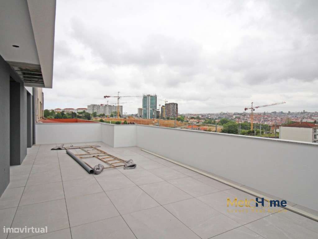 T3 com Terraço Novo - Último andar-10