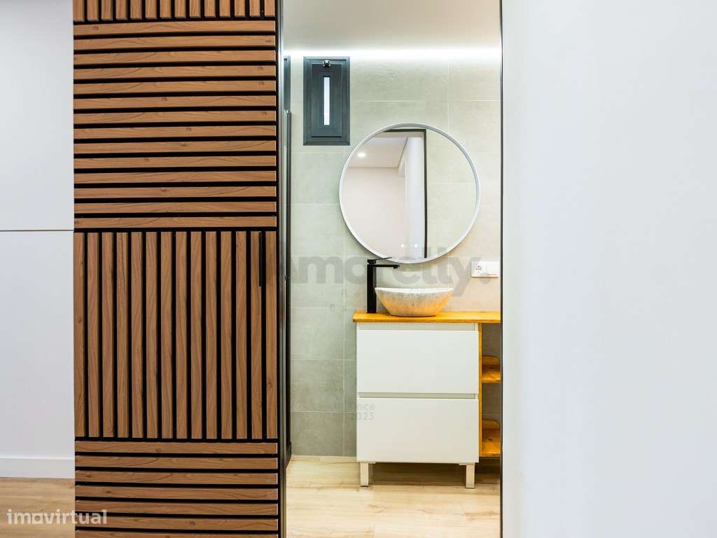 T4 Remodelado com Terraço em Pleno Coração de Arroios-27