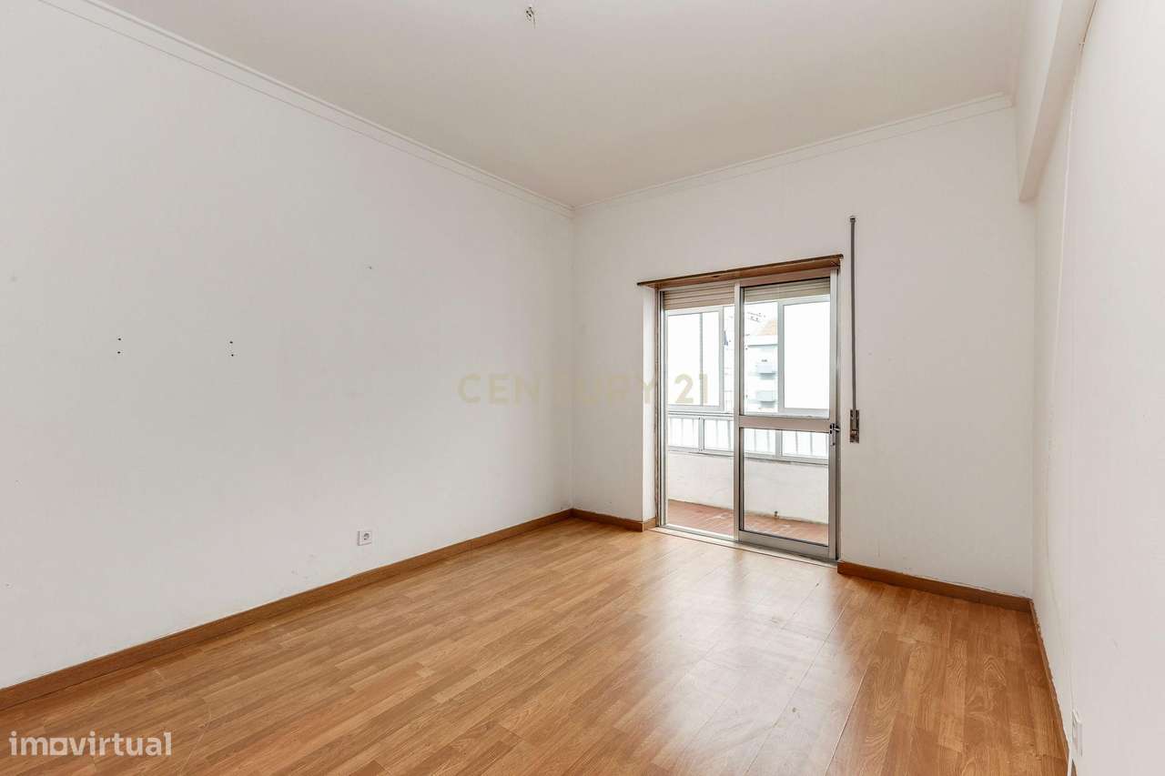 Apartamento T3 nas Paivas - Amora, junto ao Parque Urbano - Grande imagem: 3/25