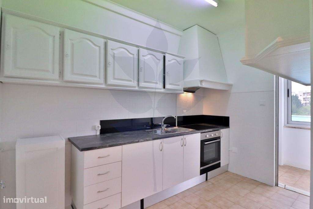 Arrenda-se T4 S. Vitor - Grande imagem: 2/29