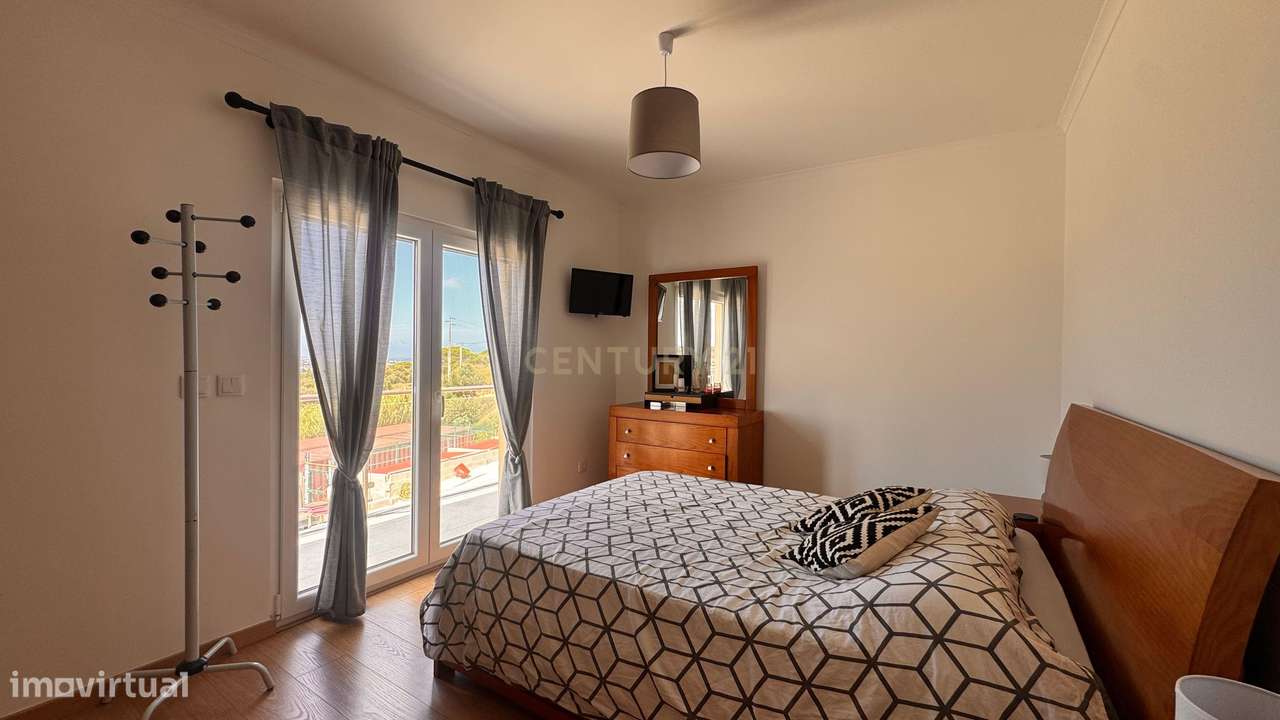 Moradia T3  com 180 m², a apenas 8 km da Ericeira.-17