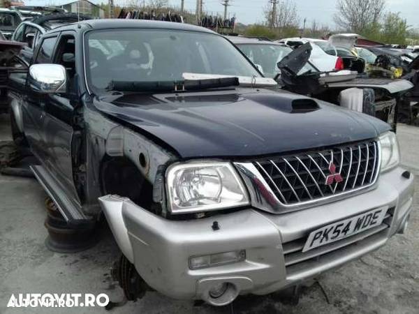 Dezmembrez Mitsubishi L200 2004 2.5tdi - 1