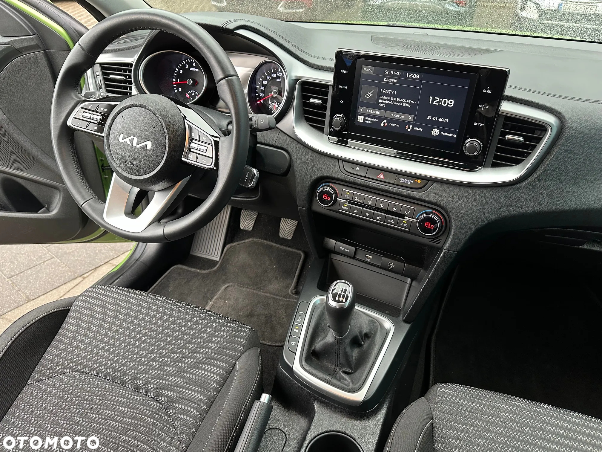 Kia XCeed 1.5 T-GDI M - 11